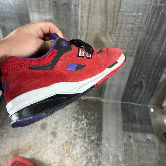 NEW BALANCE CLASSICS RED CM1600BD SHOES SZ 10 main image 6